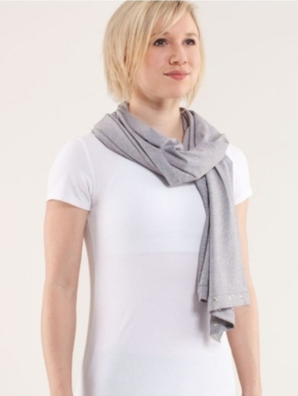 Lululemon/ Vinyasa Scarf/ Neutral Black & White Herringbone/ With Snaps - Picture 3 of 9